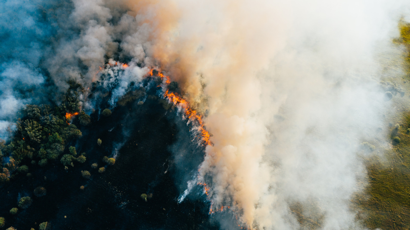 Waldbrand in Russland: Drohnenaufnahme aus der Luft