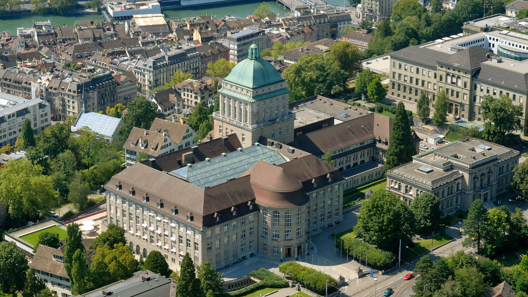 Aerial view of University of Zurich's city campus