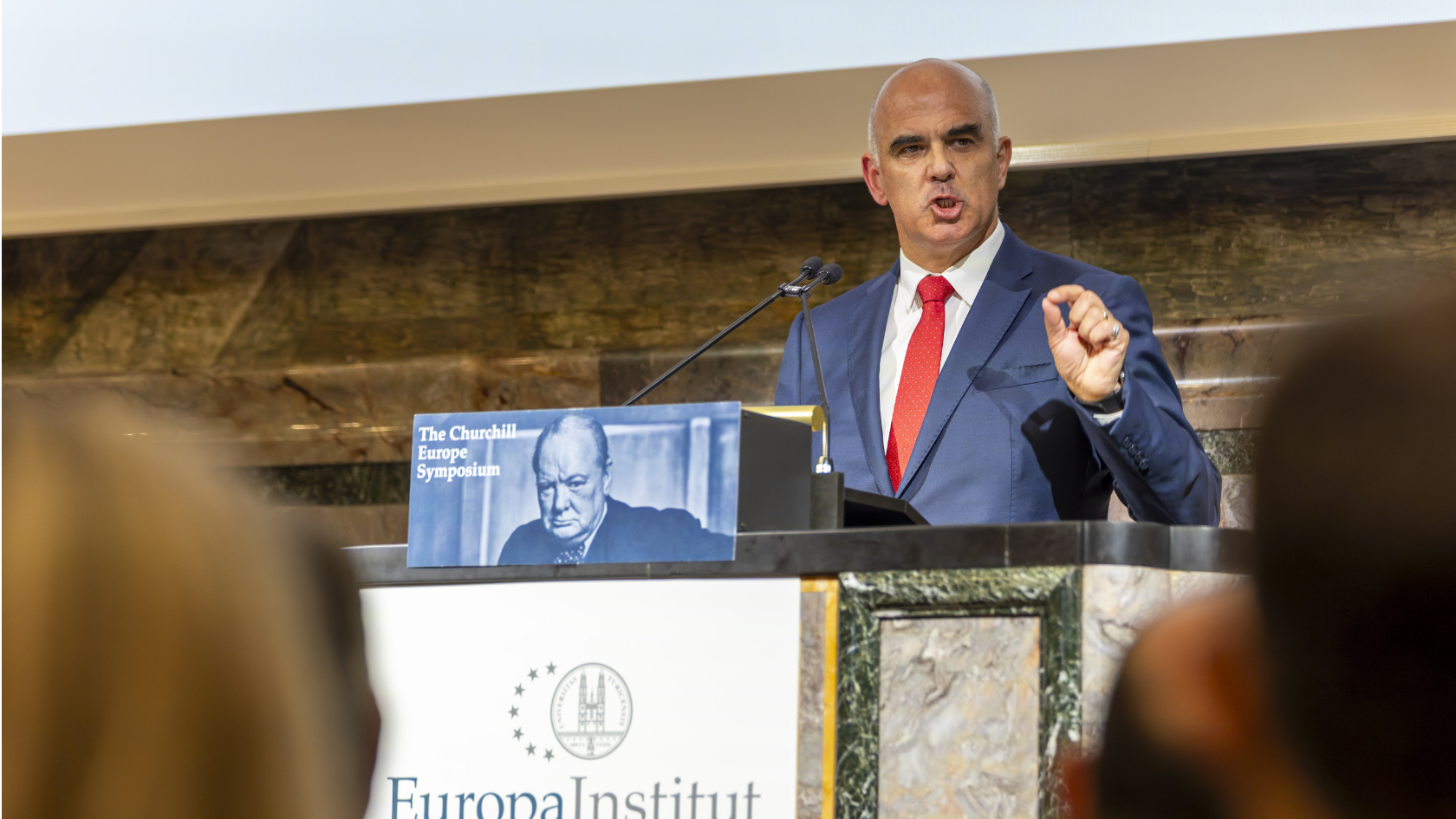 Alain Berset am Rednerpult in der Aula der UZH