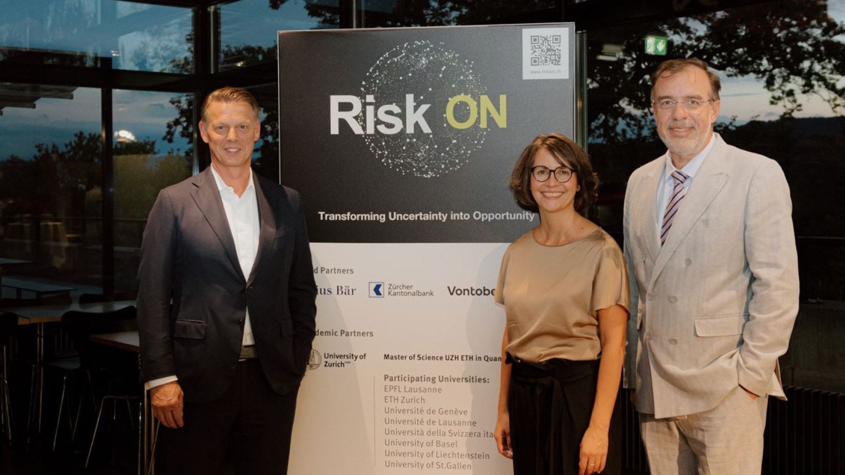 Daniel Fasnacht, Maria Olivares, Walter Farkas (von links)
